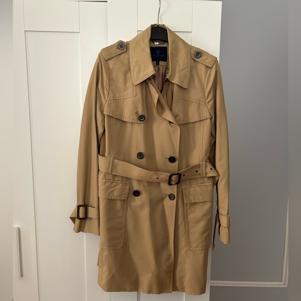 Martin + Osa Trench